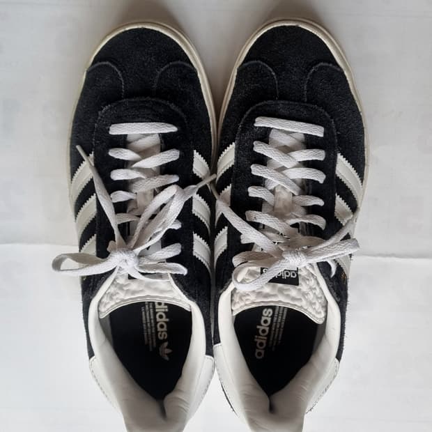 아디다스 가젤 볼드 블랙 235