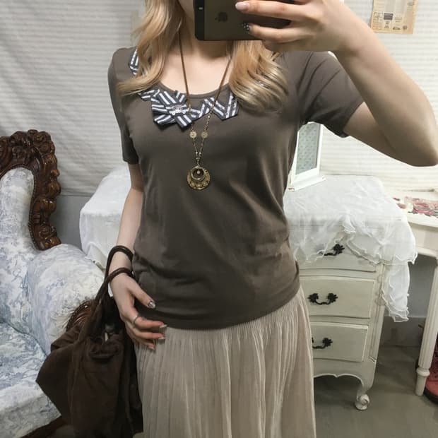 일본빈티지 카키브라운 반팔 티셔츠 리본