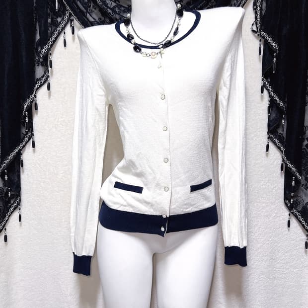 로맨틱갸루 로걀탑 베이직 진주 배색 니트가디건 러블리 페미닌