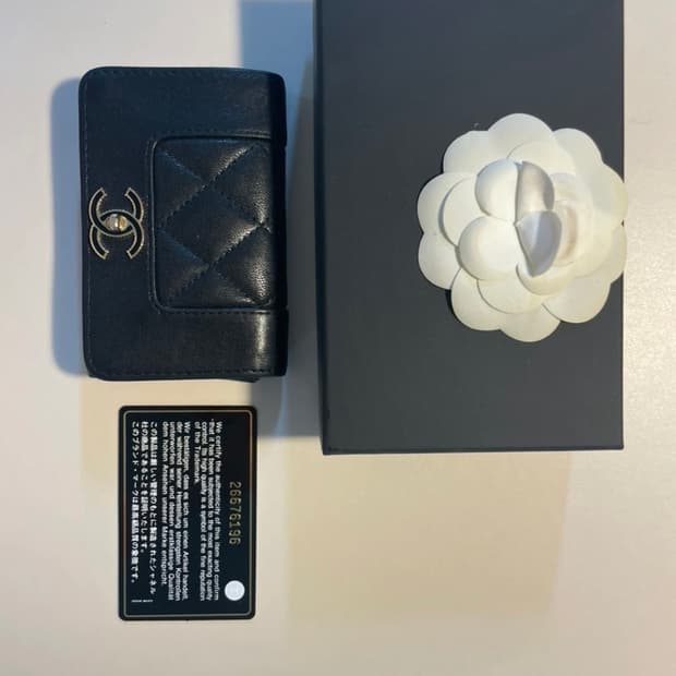 샤넬 마드모아젤 카드지갑