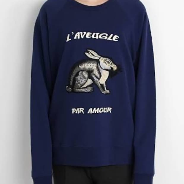 구찌 토끼자수 레글런 맨투맨