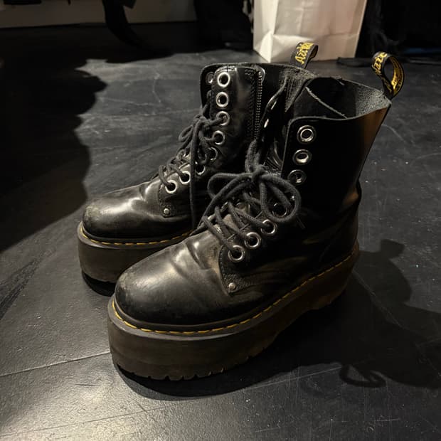 닥터마틴 Jadon max UK5 AW006