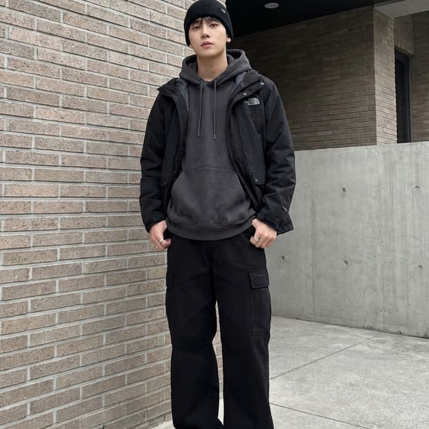 노스페이스 블랙 후드 패딩 마운틴 자켓