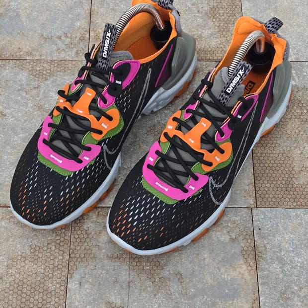 (275)나이키 리액트 비전 블랙 오렌지