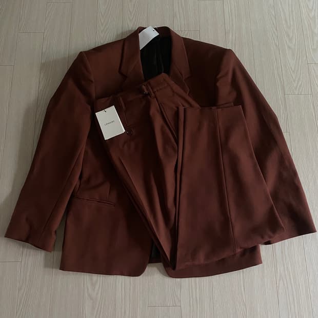 [48] 르메르 23FW 버진울 셋업 초콜렛 폰던트