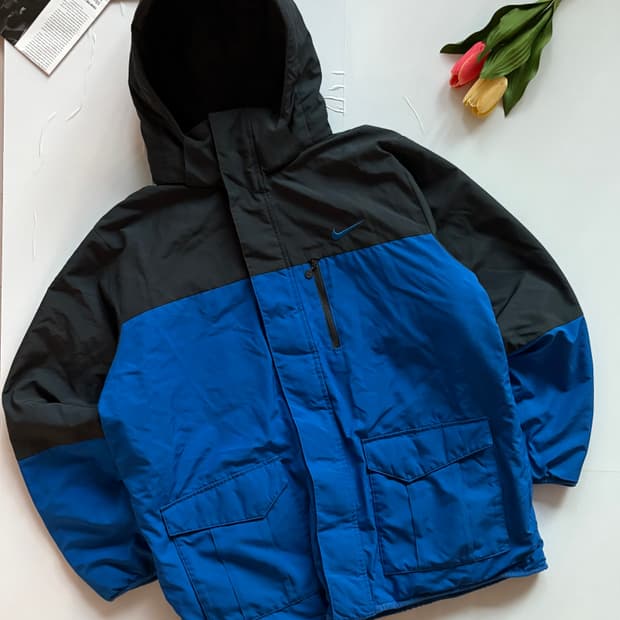 Nike 나이키 스우시 리버시블 점퍼