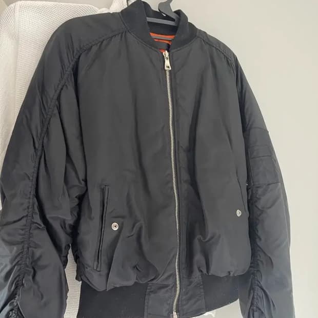 수아레 항공점퍼