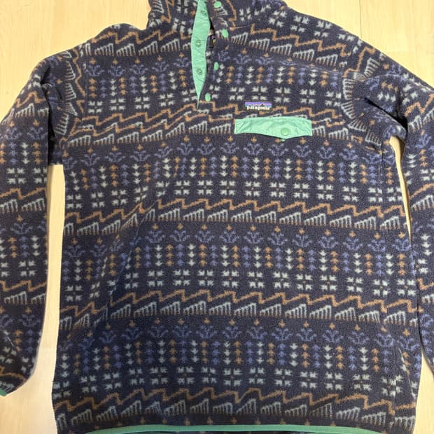 파타고니아 신칠라 아즈텍 