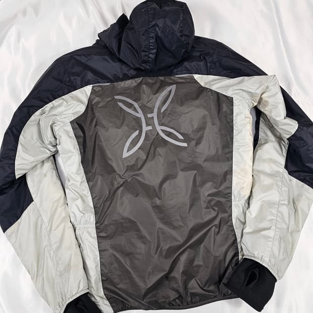 몬츄라스카이자켓