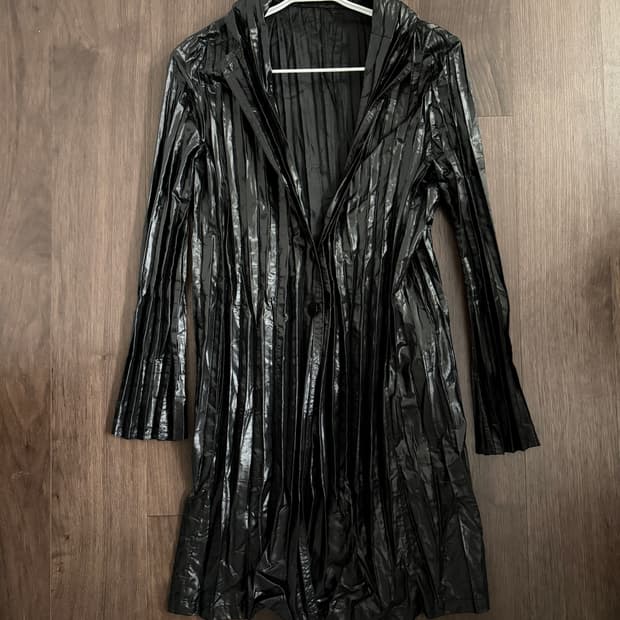 스피치오 롱 자켓 플리츠 코트