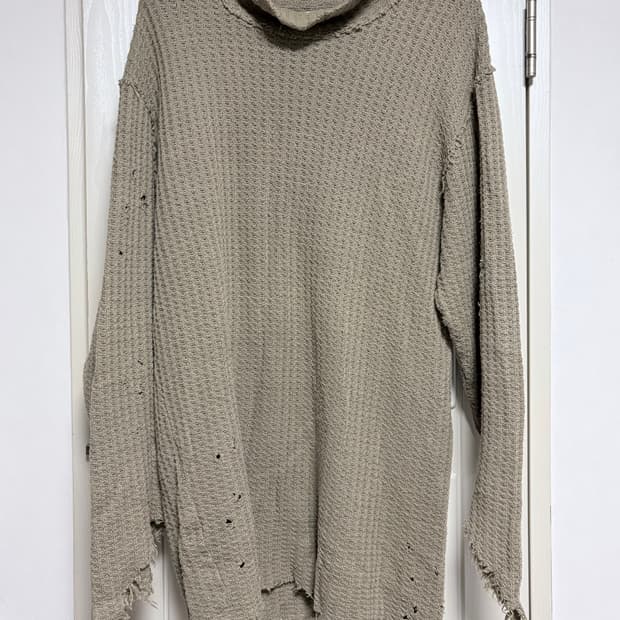 미하라야스히로 디스트레스드 터틀넥 롱니트