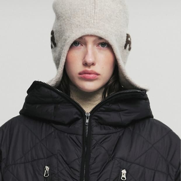 세릭 cerric 이어플랩 로고 비니 베이지 새상품