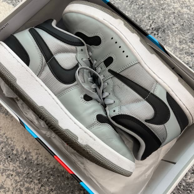 나이키 트래비스 스캇 맥어택 270