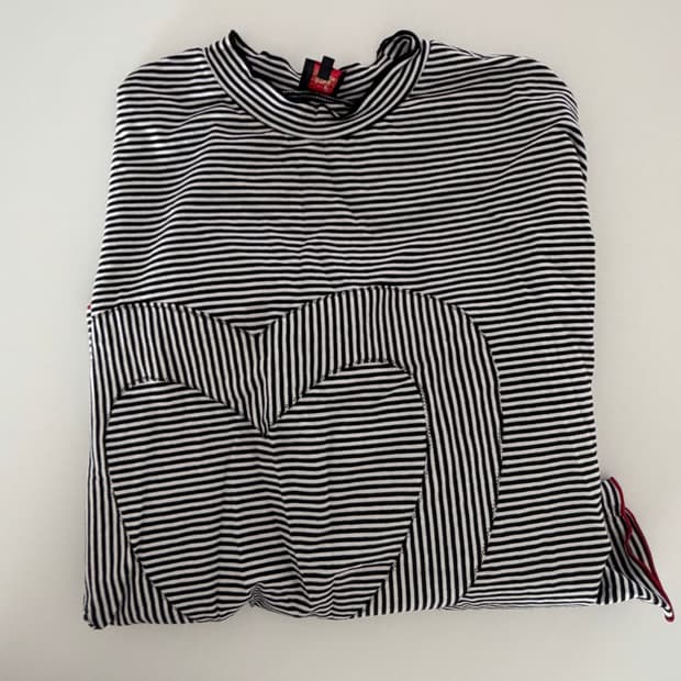 언노운블루 스트라이프 티셔츠