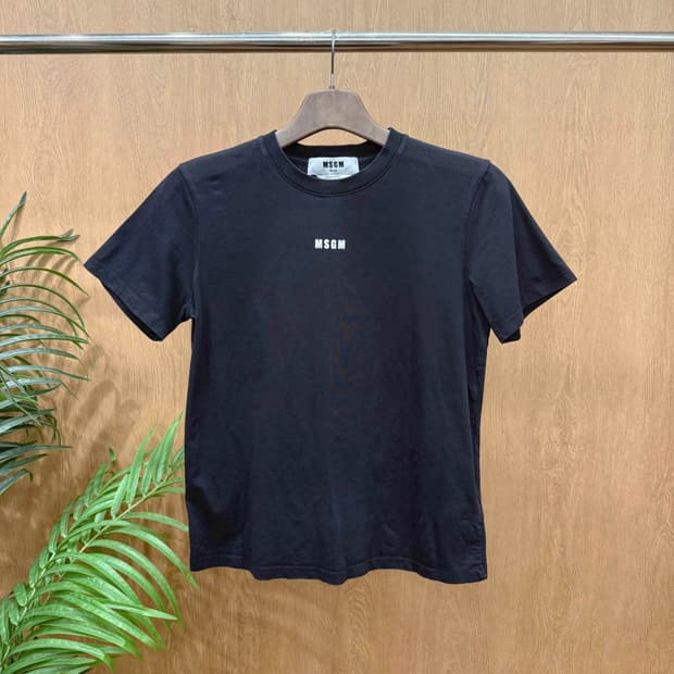 MSGM 밀라노 반팔 티셔츠 미니 로고 프린팅 슬림핏 베이직 블랙