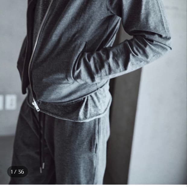 모노프리베 하이넥집업 2사이즈