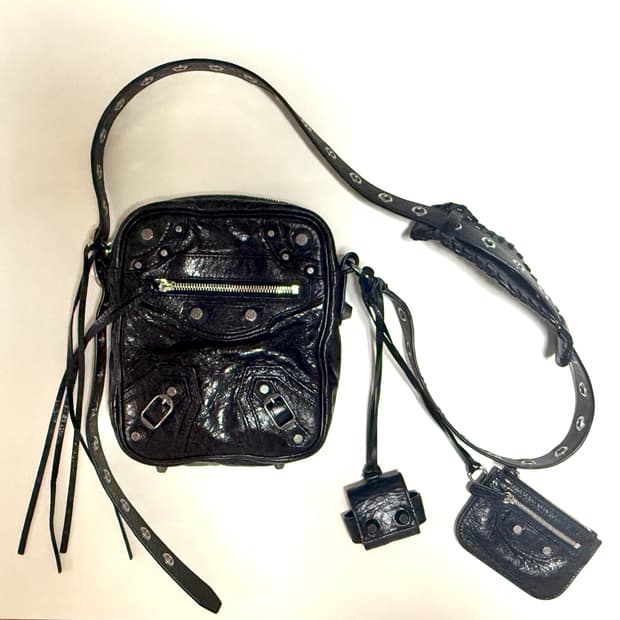 발렌시아가 남성 르 카골 크로스바디백 블랙