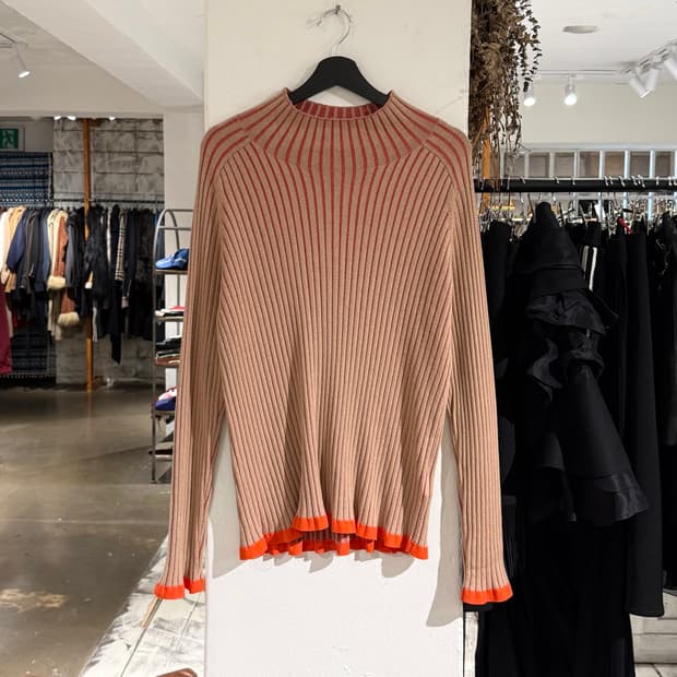 버버리 베이지 코랄 슬림핏 캐시미어 립 니트