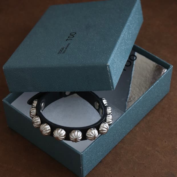 [Toga] Silver Concho Bangle