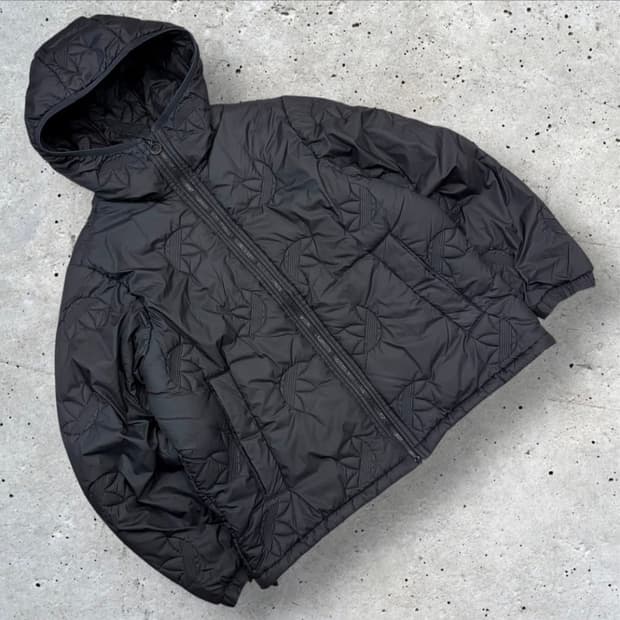 L 삽니다. 아디다스 트레포일 리피트 블랙 패딩 후드 자켓 B560