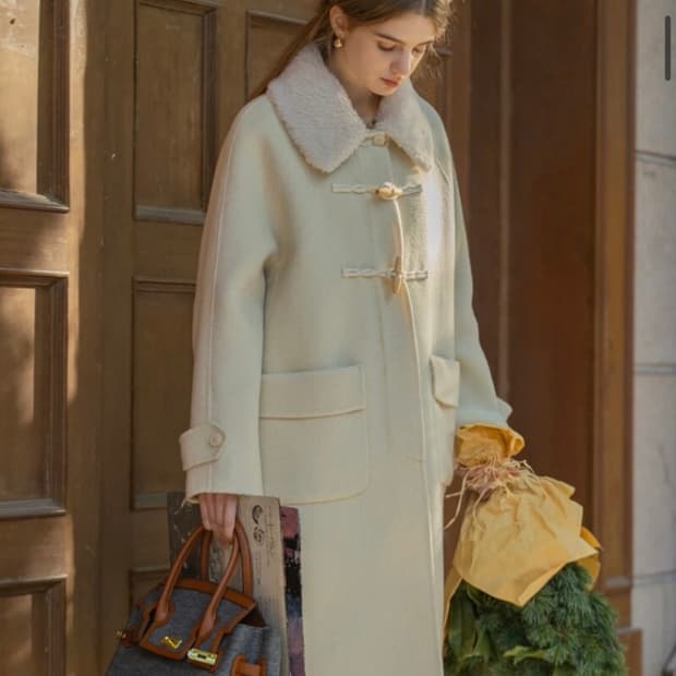 르니나 핸드메이드 울 퍼 칼라 코트 아이보리