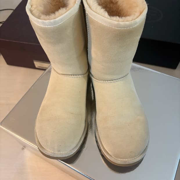 ugg 어그 샌드 컬러 37