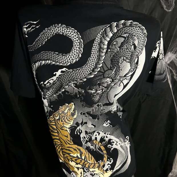 Oriental glitch patch tee