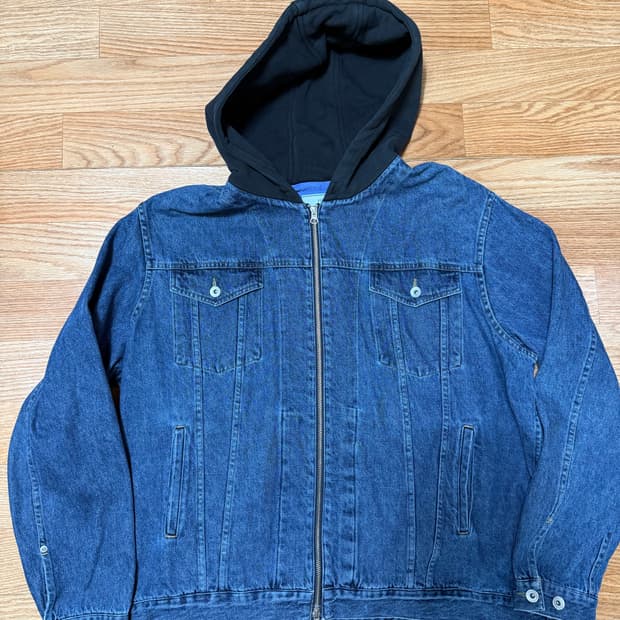 [XL] 블랙아웃 피어스 티어 집업 자켓 팝니다!