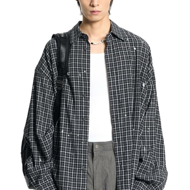 본바트 VONVAT 페인트 블랙 체크 셔츠 2