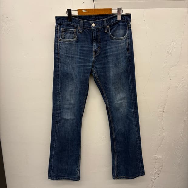00‘s Levi’s 527 Boot Cut