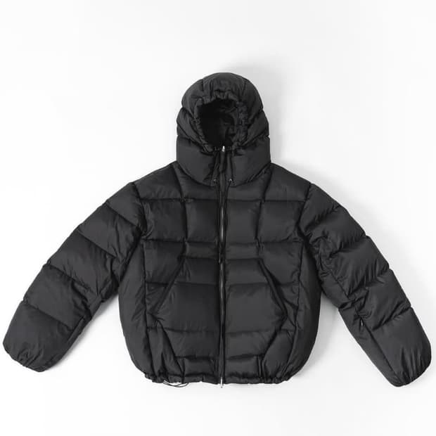 999 휴머니티 어트벤처 구스 다운 24fw 구합니다