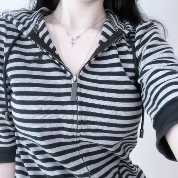 일본빈티지 버버리블루라벨 오레오쿠키깔 쿠앤크맛 슬림핏 스트라이프 후드집업