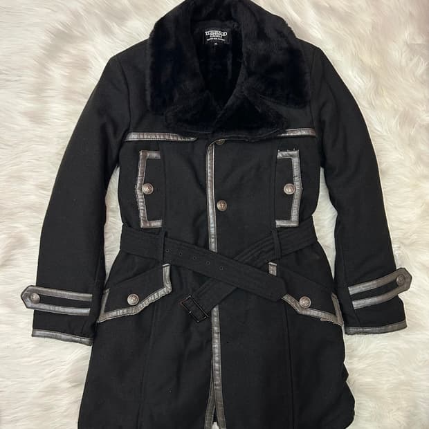 tornado mart fur coat 토네이도마트 퍼코트