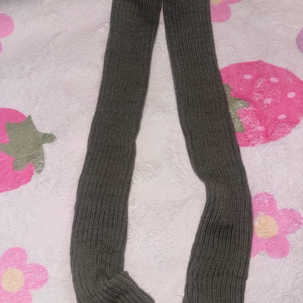 레그워머 카키그레이 컬러