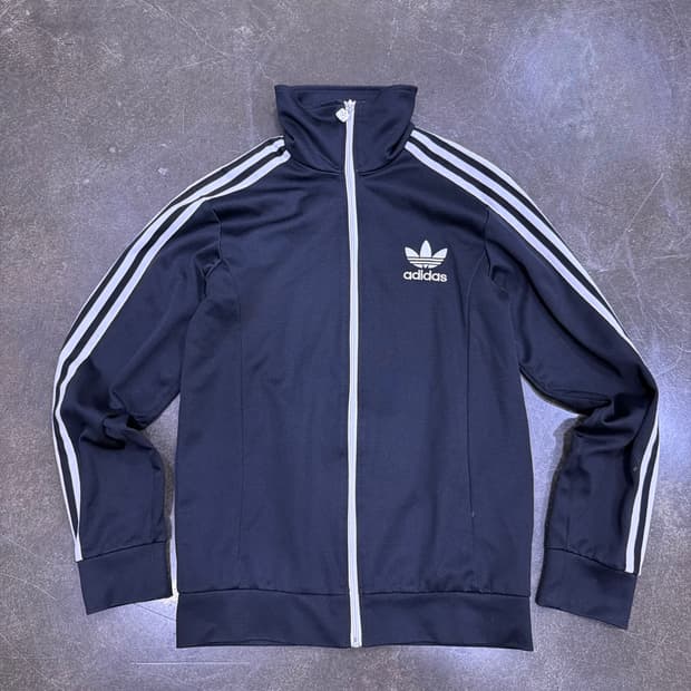 아디다스 삼선 유로파 트랙탑 져지 블랙 100