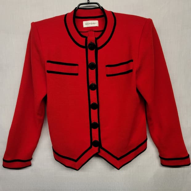 YVES SAINT LAURENT