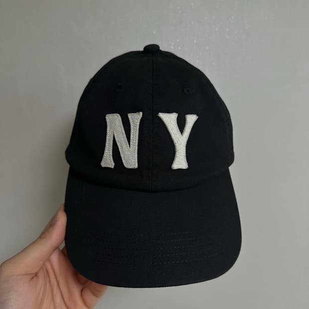 챔피온 NY 아플리케 볼캡 새상품