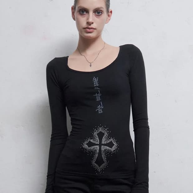 힐다 크로스 핫픽스 롱 술리브 블랙