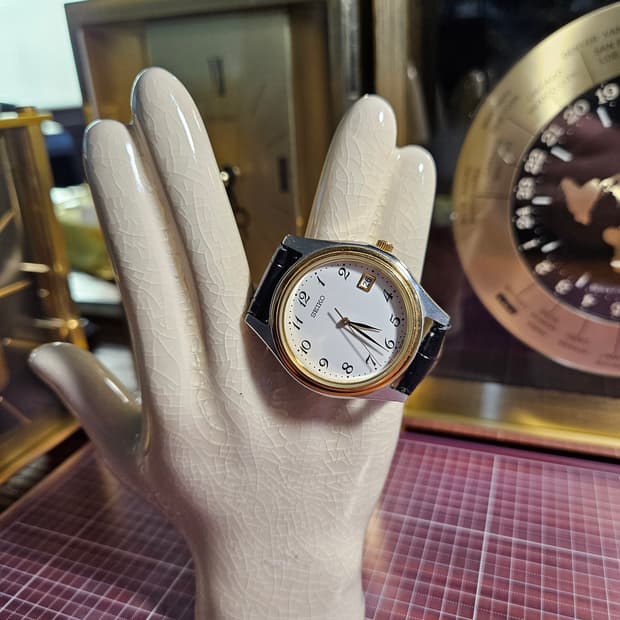 세이코 남성 빈티지 쿼츠