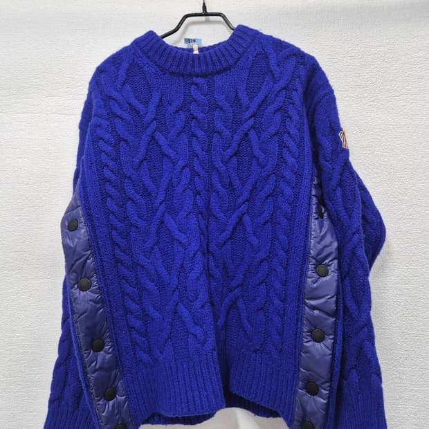 몽클레어 그레노블  니트   / 55반~66 (정품)