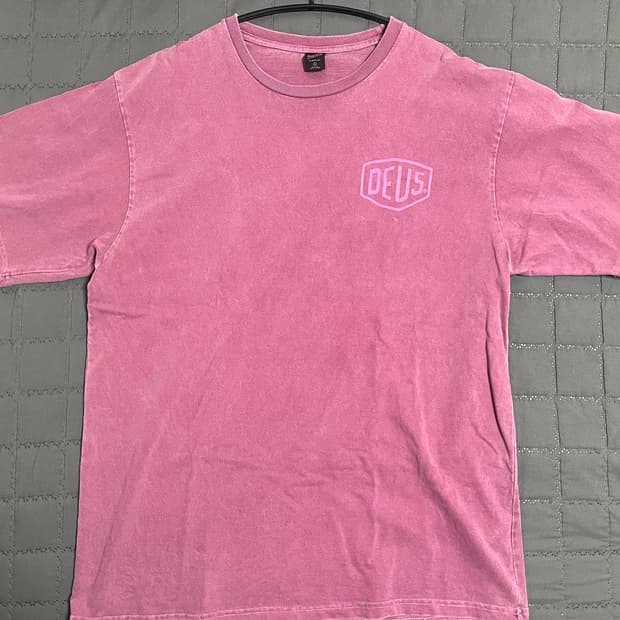 데우스 엑스 마키나 피그먼트 반팔