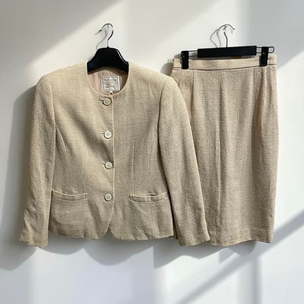 버버리 울 체크 셋업