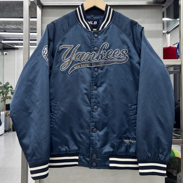 엠엘비 00s  뉴욕 양키즈 사틴쉘 스타디움 자켓