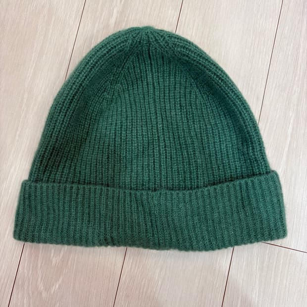 Cos 비니(새상품 미착용)