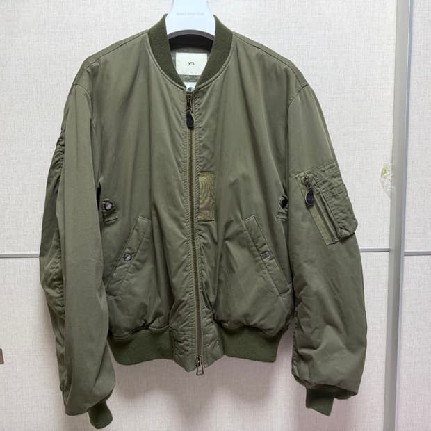 이얼즈어고 24fw 울파일 ma-1 2사이즈