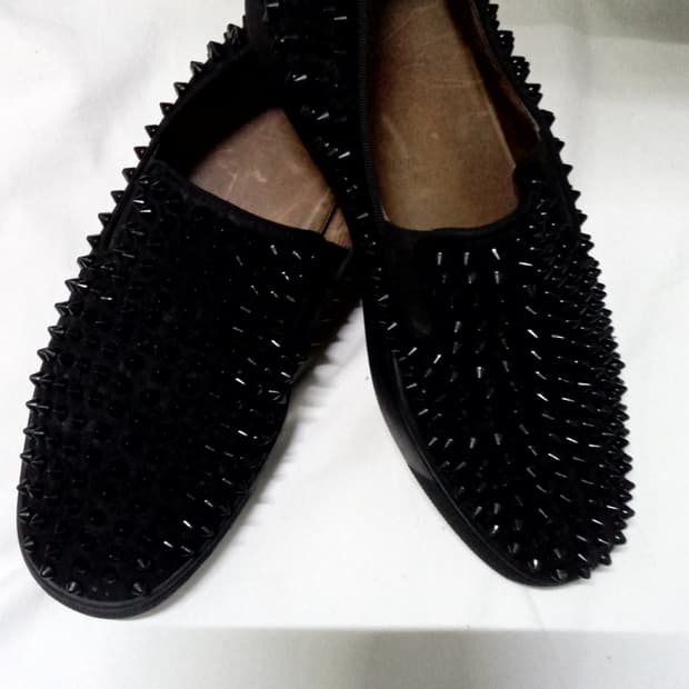 크리스찬 루부탱 스파이크롤러 슬립온