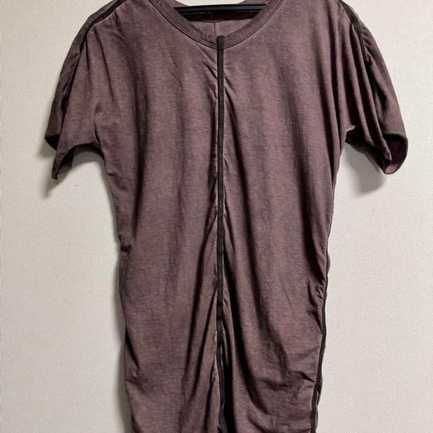 Isaac sellam T-sirts