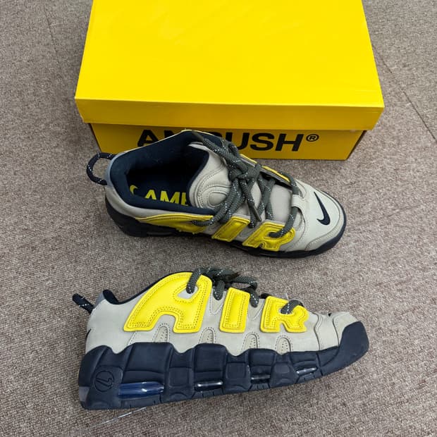 나이키 에어 모어 업템포 앰부쉬 280 사이즈 팝니다