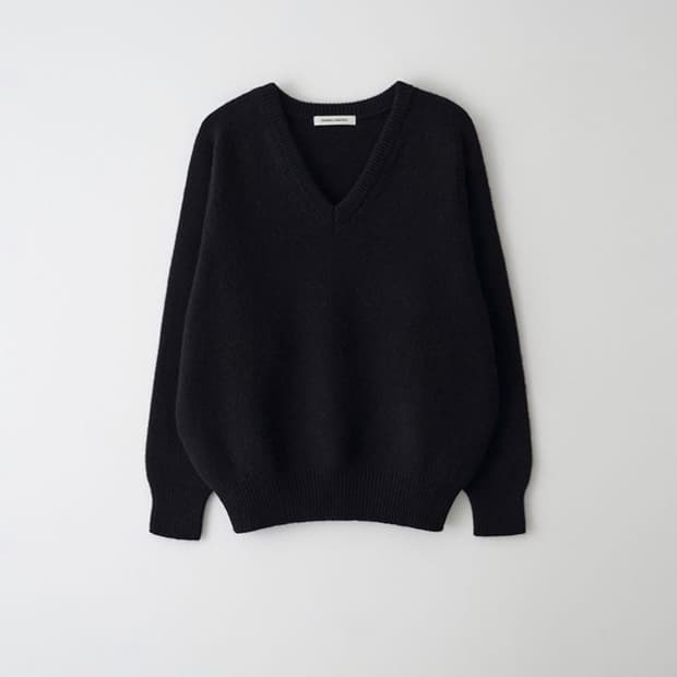 낫띵리튼 pound alpaca sweater (Black)