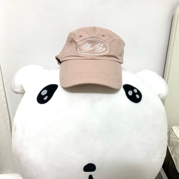 다다이즘 로고 캡 피치